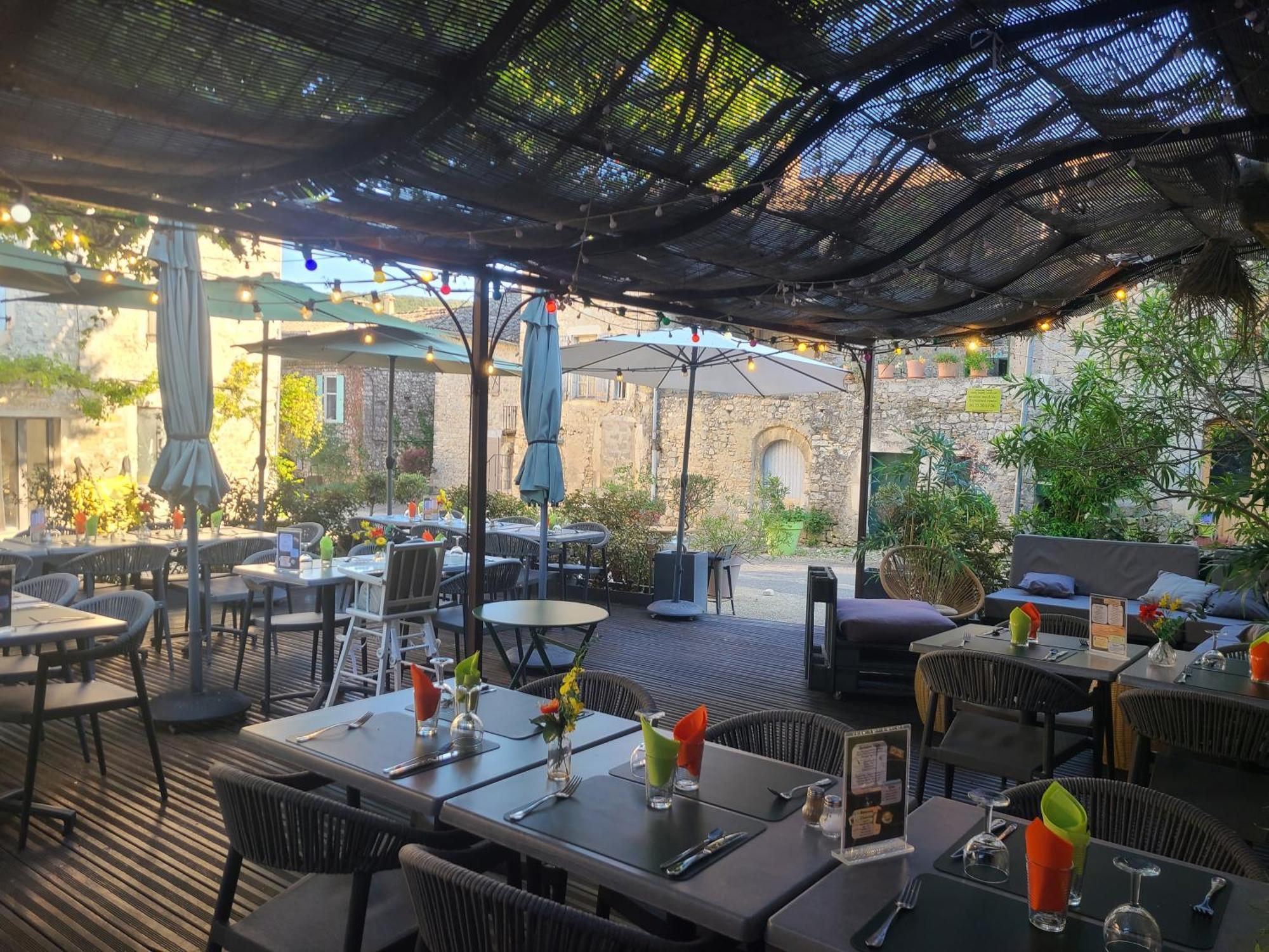Auberge De L Helvie Chez Coco & Ricou Valvigneres Εξωτερικό φωτογραφία